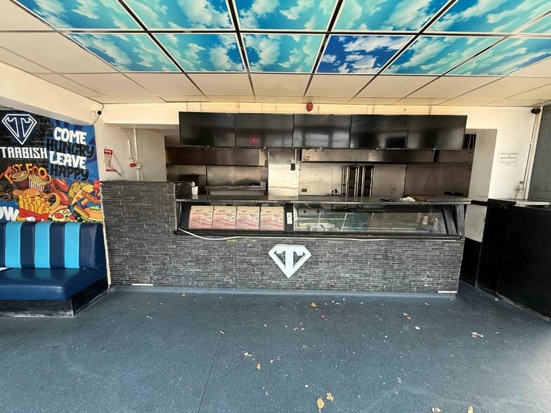 33 Marsh St S, Stoke On Trent for lease - Interior Photo - Image 3 of 7