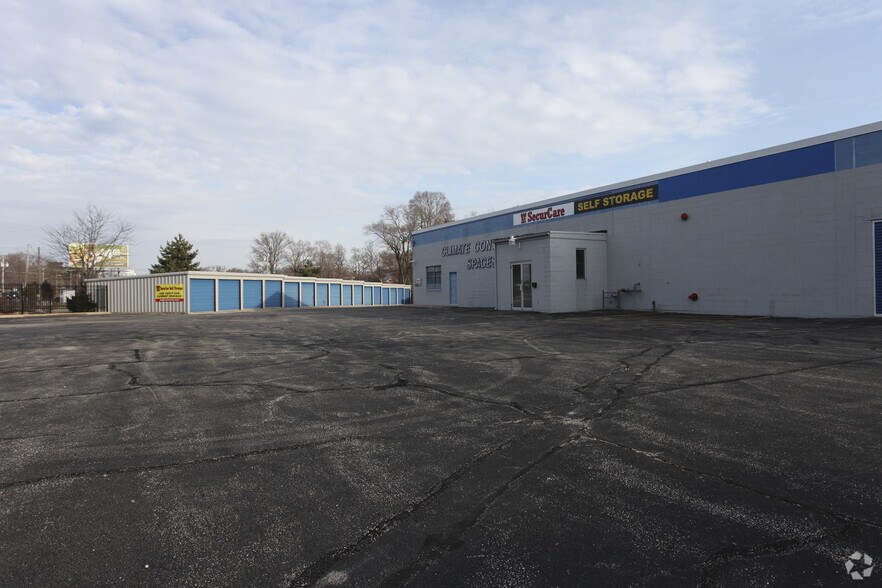 3015 N Main St, Rockford, IL for sale - Building Photo - Image 2 of 6