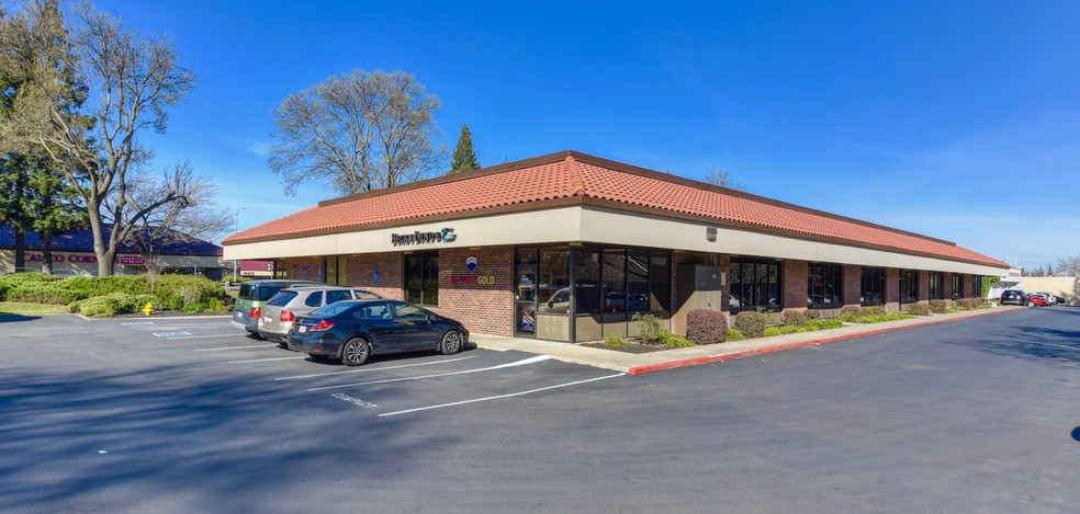 5200-5252 Sunrise Blvd, Fair Oaks, CA for lease - Building Photo - Image 3 of 35