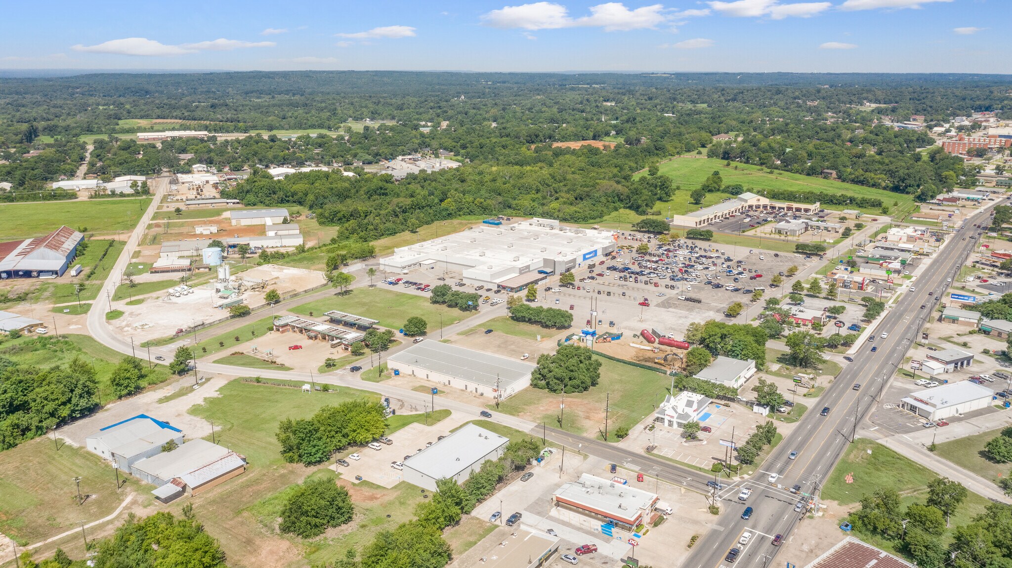 1311 S Jackson St, Jacksonville, TX for sale Primary Photo- Image 1 of 1