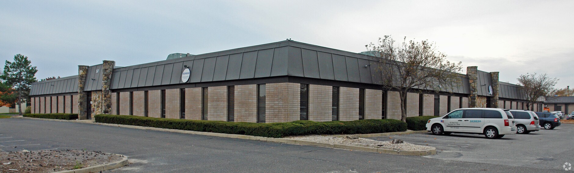 50 Orville Dr, Bohemia, NY 11716 Property Record