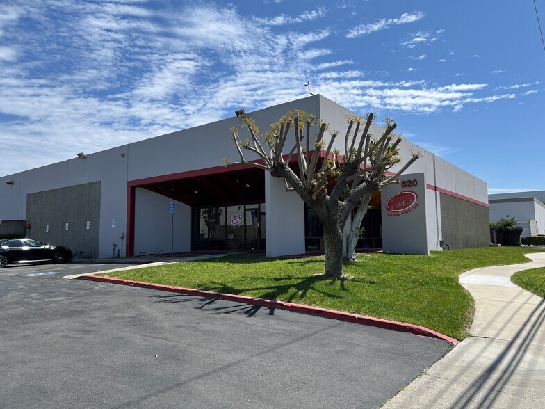 620 S Richfield Rd, Placentia, CA for lease - Building Photo - Image 1 of 2