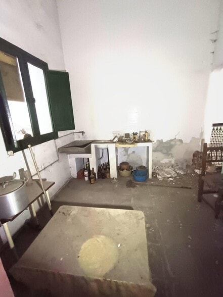 del Avellano, 1, Córdoba, Córdoba for sale - Building Photo - Image 1 of 6