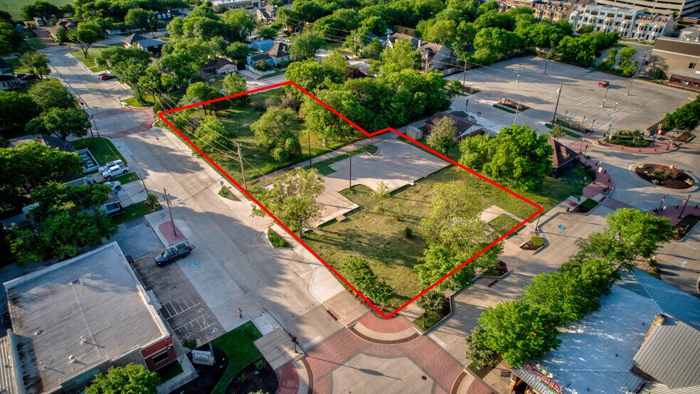 201 S Pine St, Roanoke, TX 76262