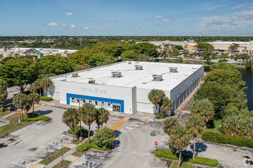 601 N Congress Ave, Boynton Beach, FL for lease - Aerial - Image 3 of 7