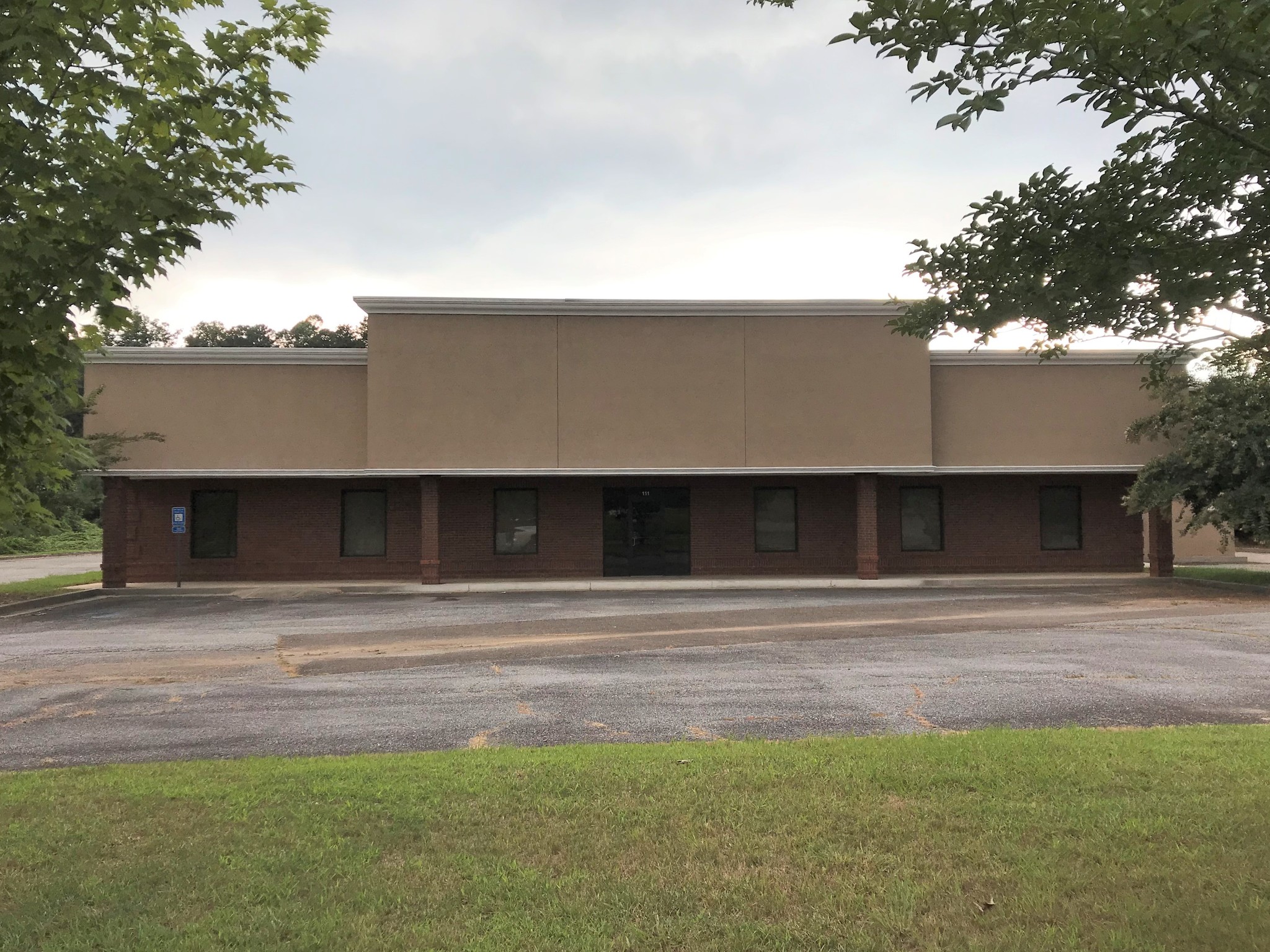 111 Hugh Mullins Ct, Jasper, GA for sale Building Photo- Image 1 of 1