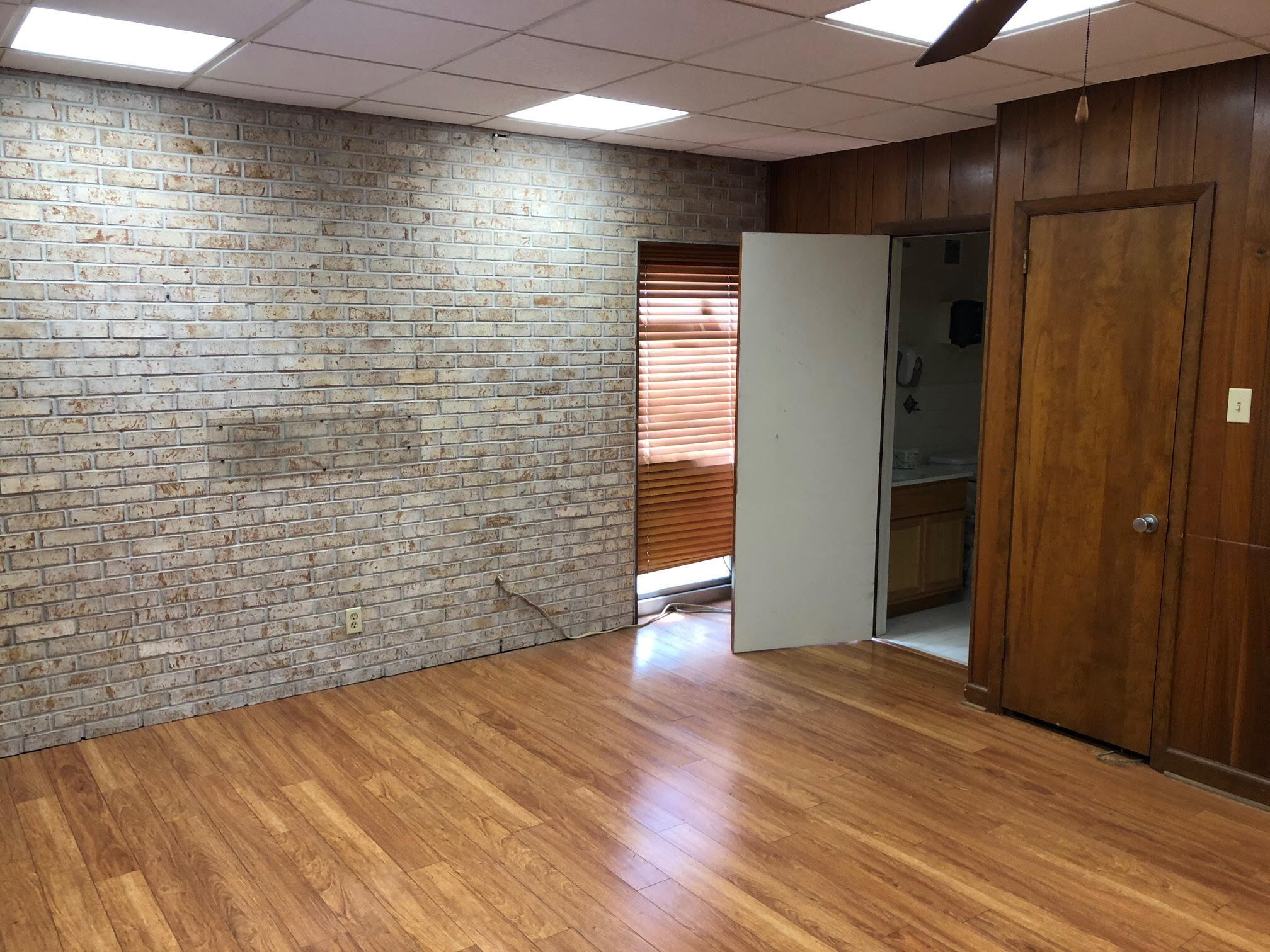 505 S Perkins Rd, Memphis, TN for lease Interior Photo- Image 1 of 17