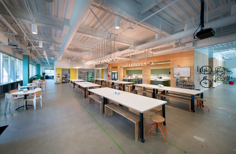 305 Walnut St, Redwood City, CA for lease - Interior Photo - Image 3 of 8