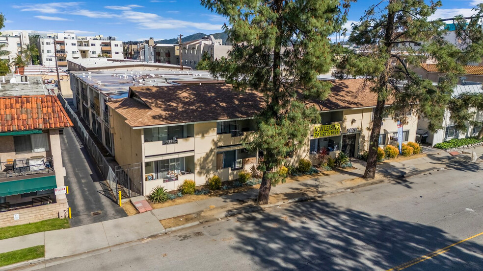 5020 Tujunga Ave, North Hollywood, CA for sale - Building Photo - Image 1 of 11