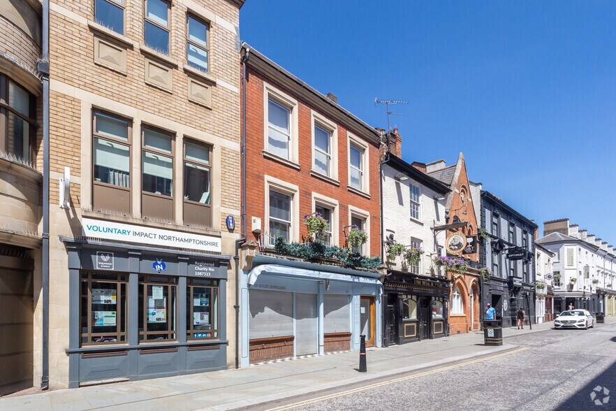 17 St Giles St, Northampton for lease - Building Photo - Image 2 of 4