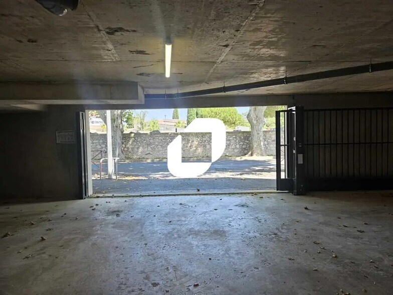 Office in Lattes for lease - Building Photo - Image 3 of 7