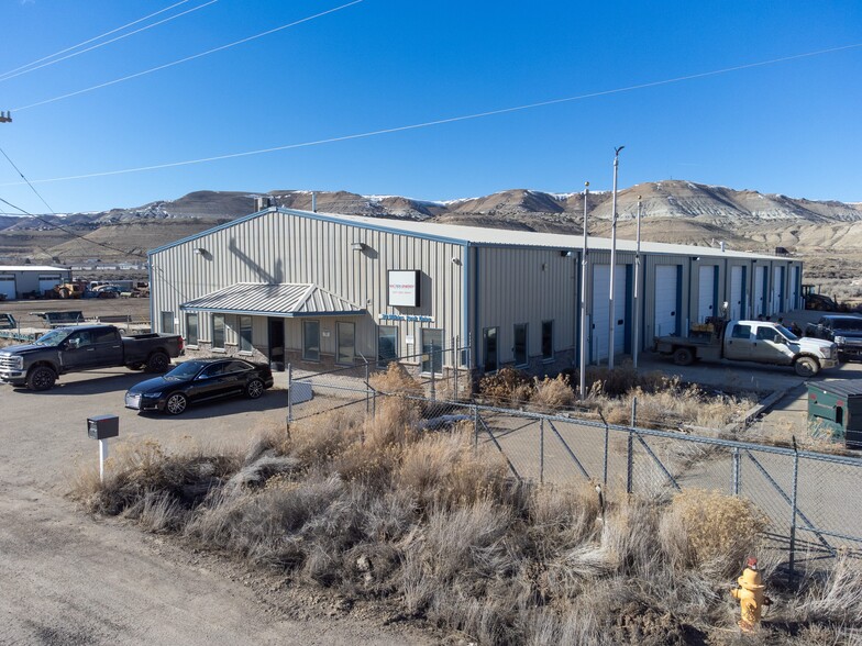 20 Wilkins Peak Dr, Rock Springs, WY for lease - Primary Photo - Image 1 of 25