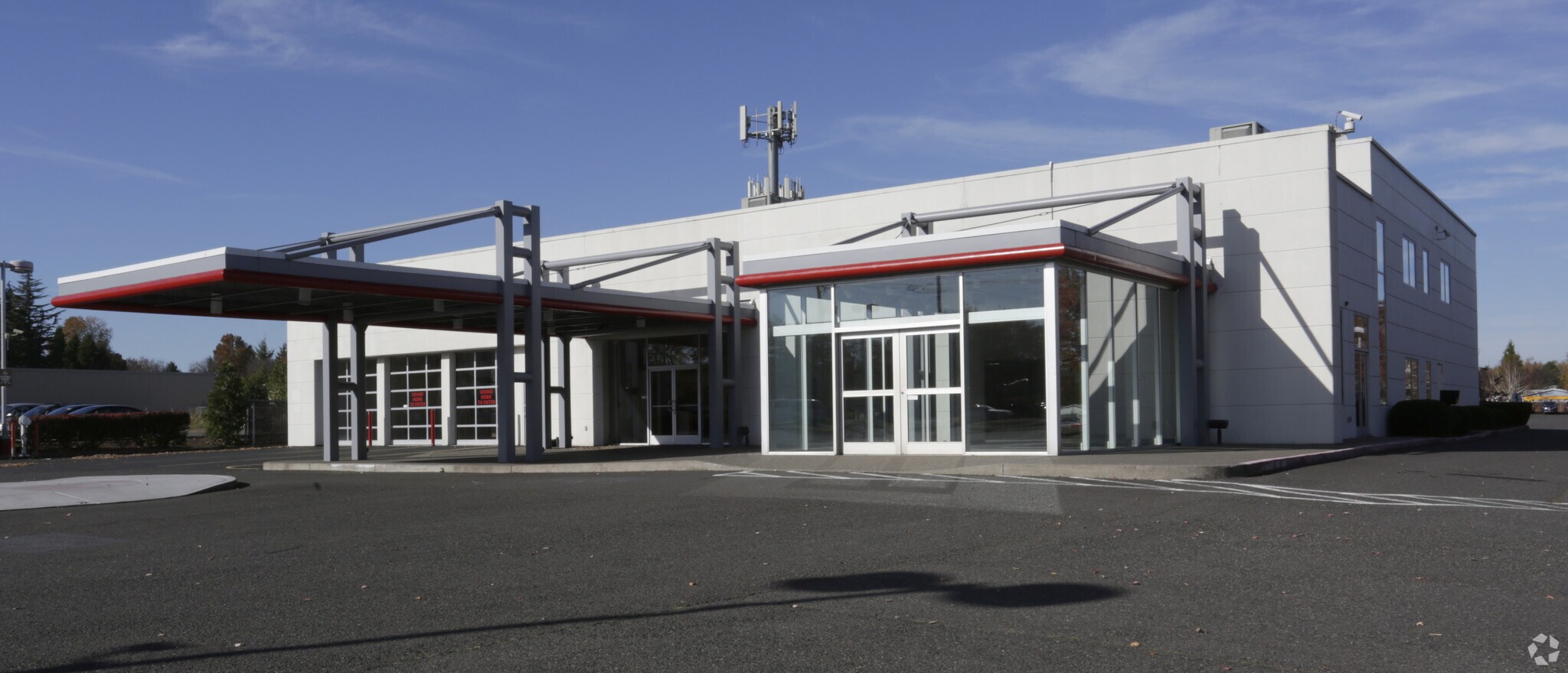 3265 SW Sundial Ave, Troutdale, OR for sale Primary Photo- Image 1 of 1