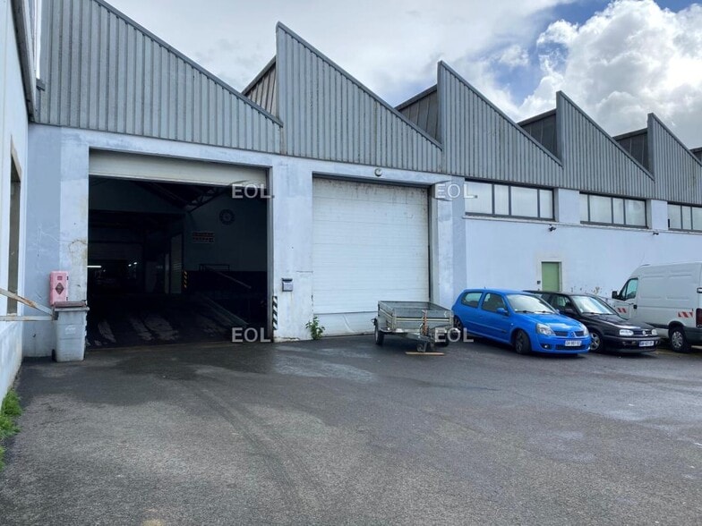 Industrial in Meaux for sale - Building Photo - Image 3 of 8