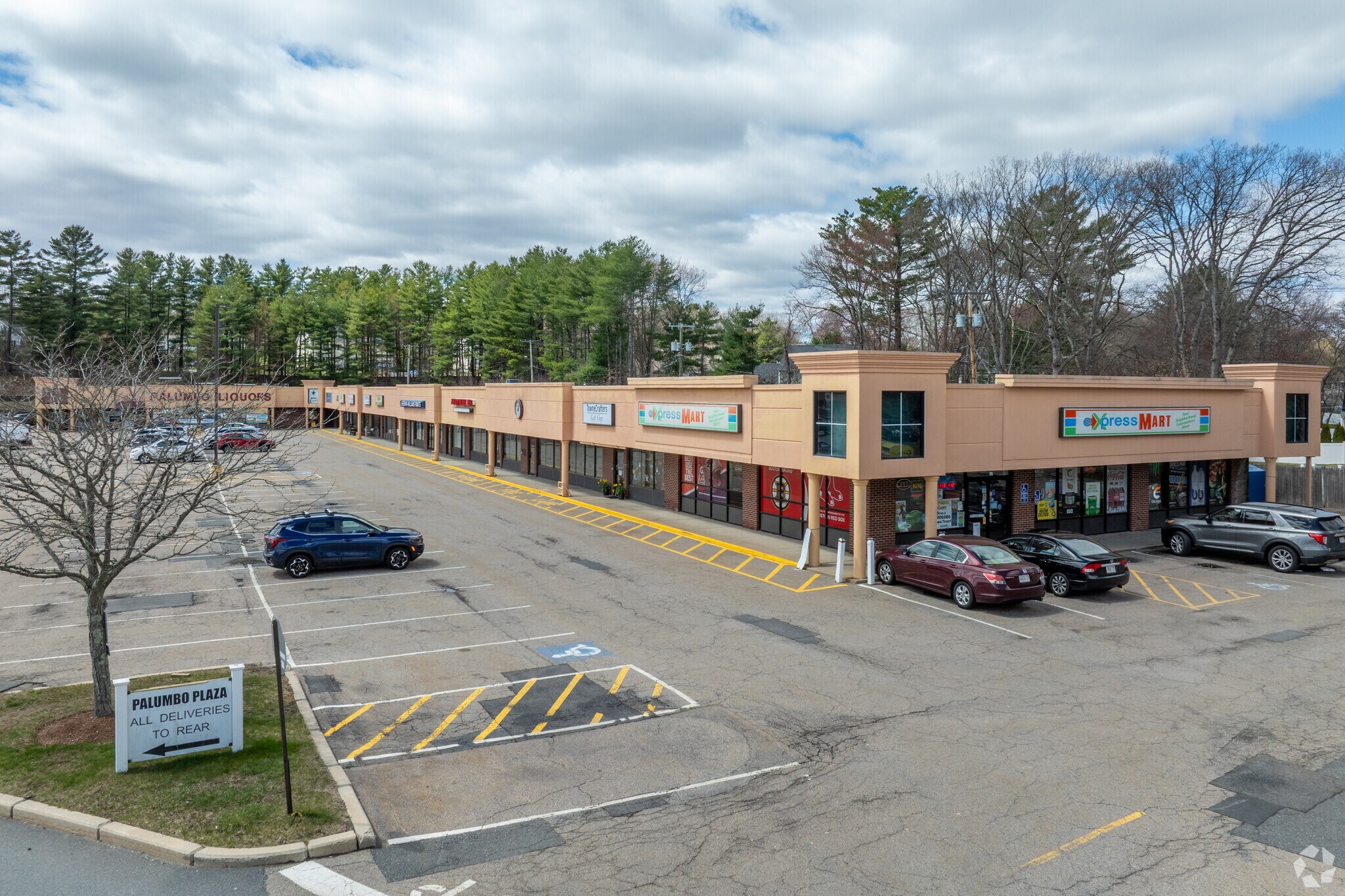 395-425 High Plain St, Walpole, MA for sale Primary Photo- Image 1 of 1