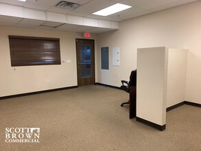 721-725 S Interstate 35, Denton, TX for lease Building Photo- Image 2 of 3