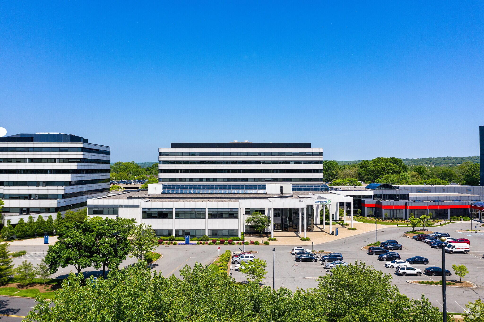300 Frank W Burr Blvd, Teaneck, NJ 07666 Glenpointe Centre East
