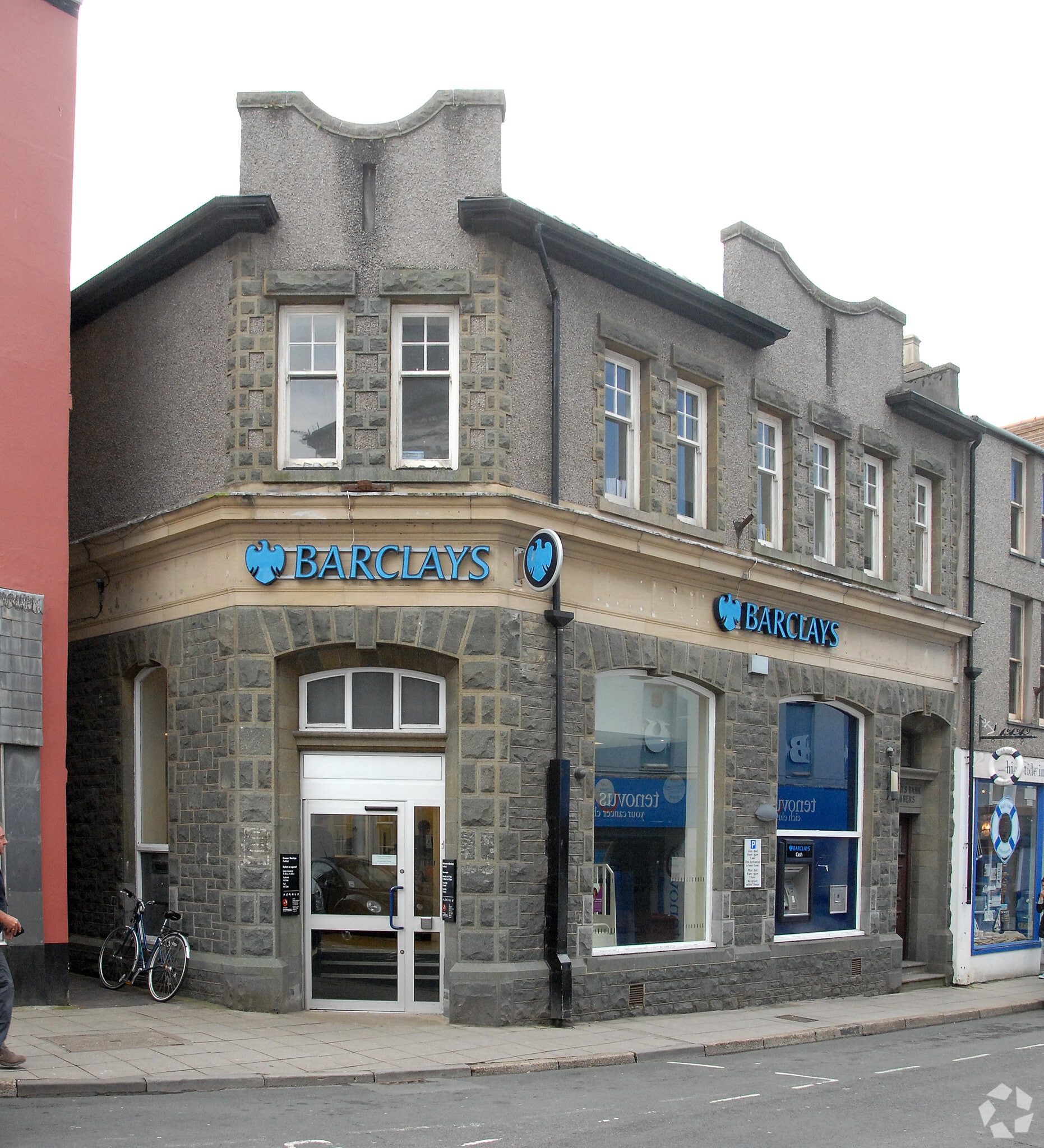 64 High St, Pwllheli for sale Primary Photo- Image 1 of 1