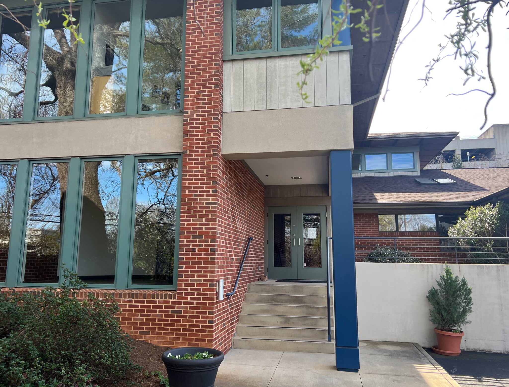 1140 E Market St, Charlottesville, VA 22902 Office for Lease