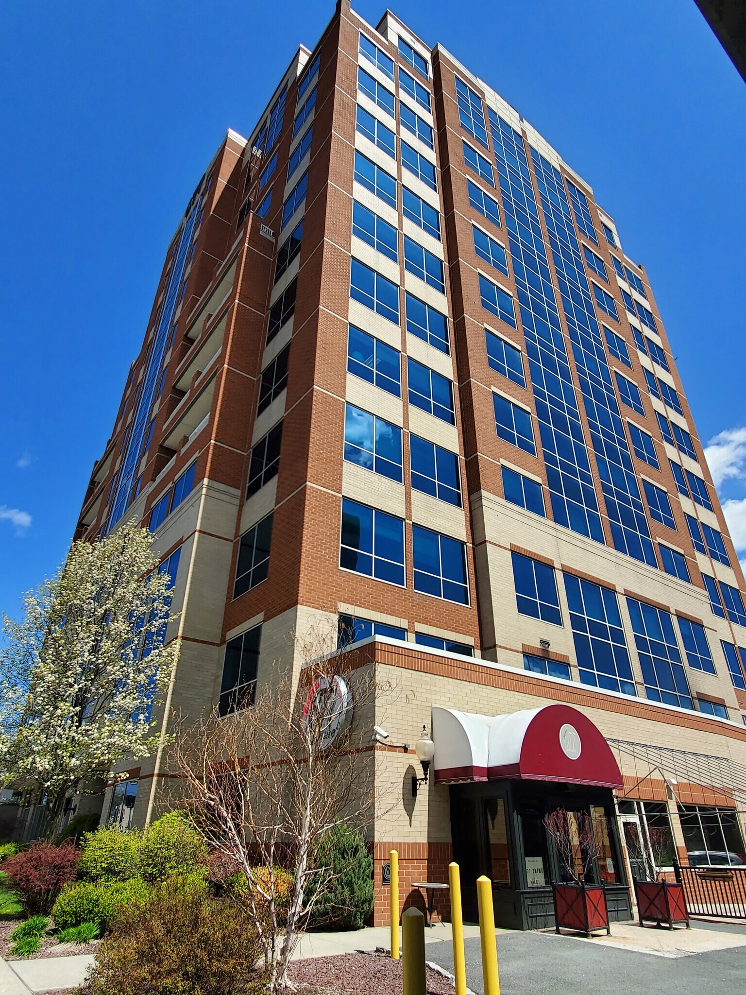 677 Broadway, Albany, NY 12207 Office for Lease