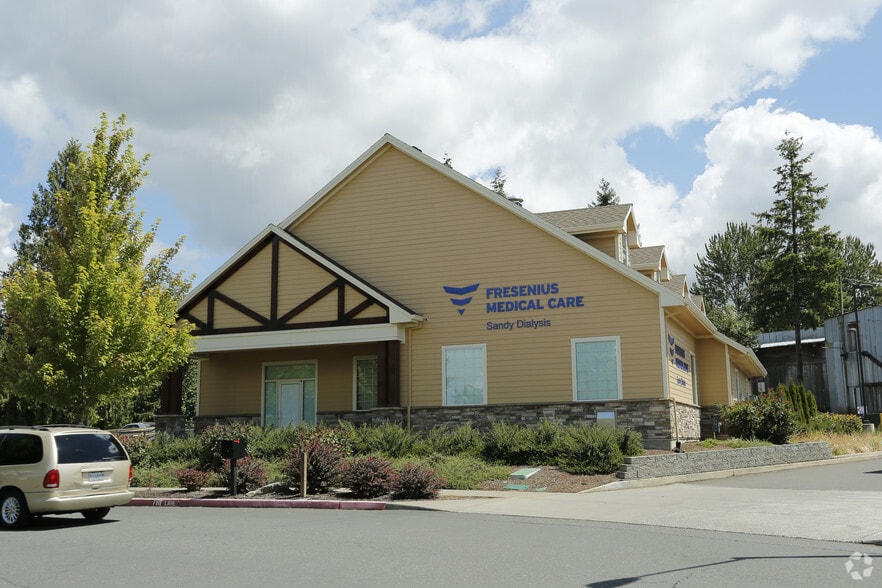 37139 Us-26 Hwy, Sandy, OR for sale - Building Photo - Image 2 of 3