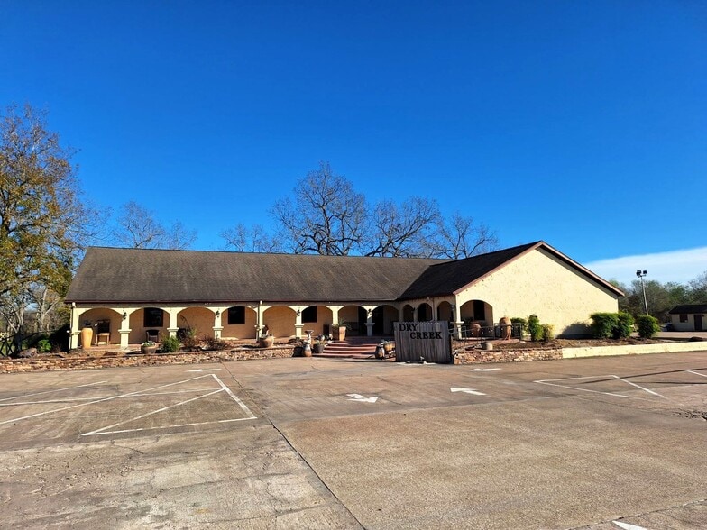 3333 FM 359 Rd, Richmond, TX for sale - Primary Photo - Image 1 of 20