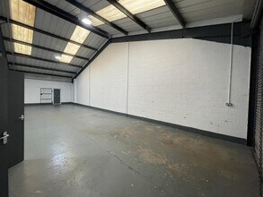 Lightowler Rd, Halifax for lease Interior Photo- Image 2 of 6