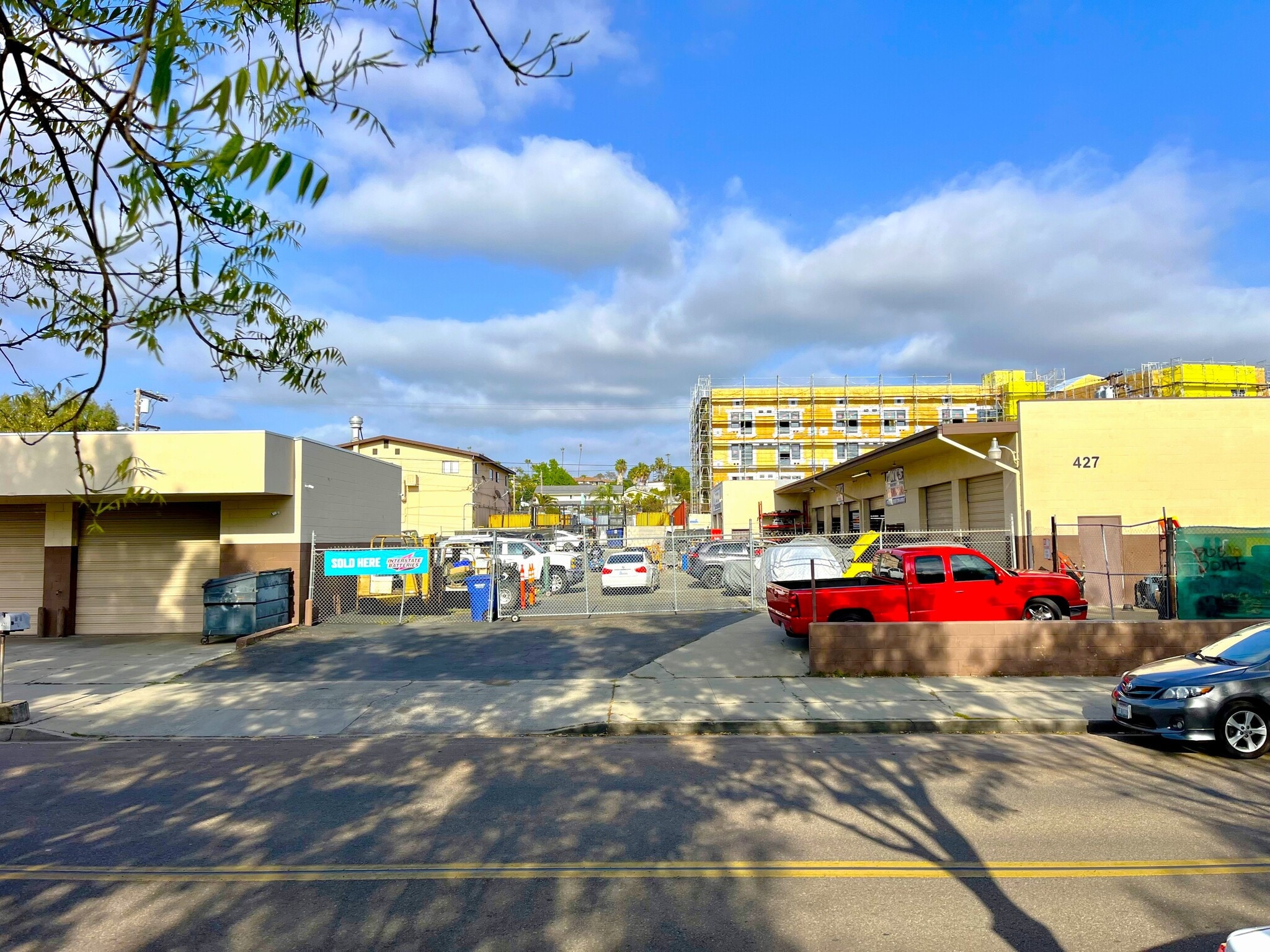 427-435 Redlands St, Vista, CA for sale Primary Photo- Image 1 of 8