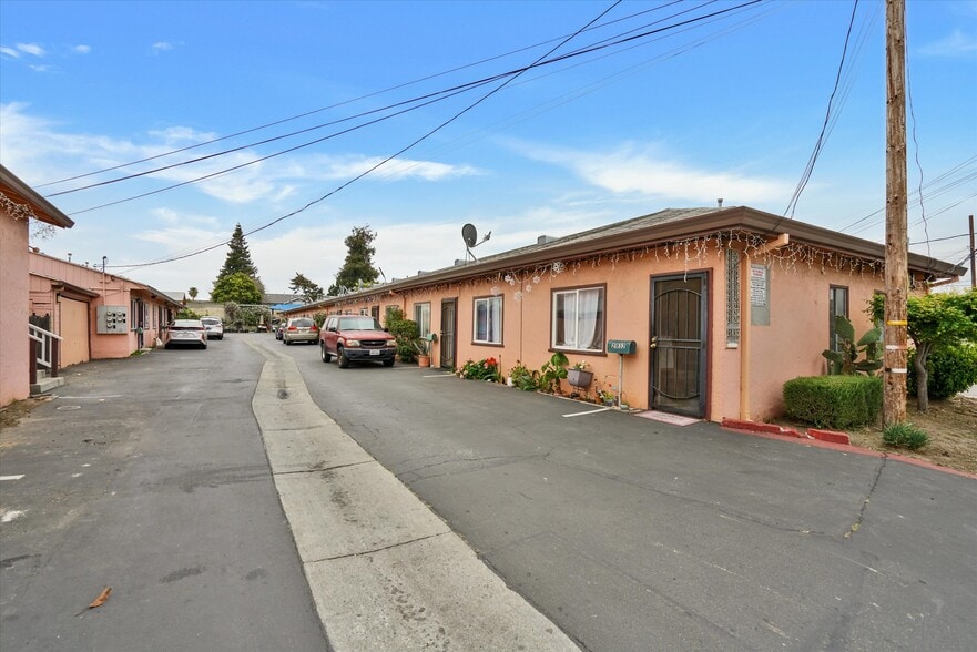 21806-21832 Meekland Ave, Hayward, CA for sale - Building Photo - Image 1 of 24