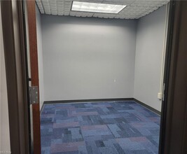 1225 Woodlawn Ave, Cambridge, OH for lease Interior Photo- Image 2 of 4