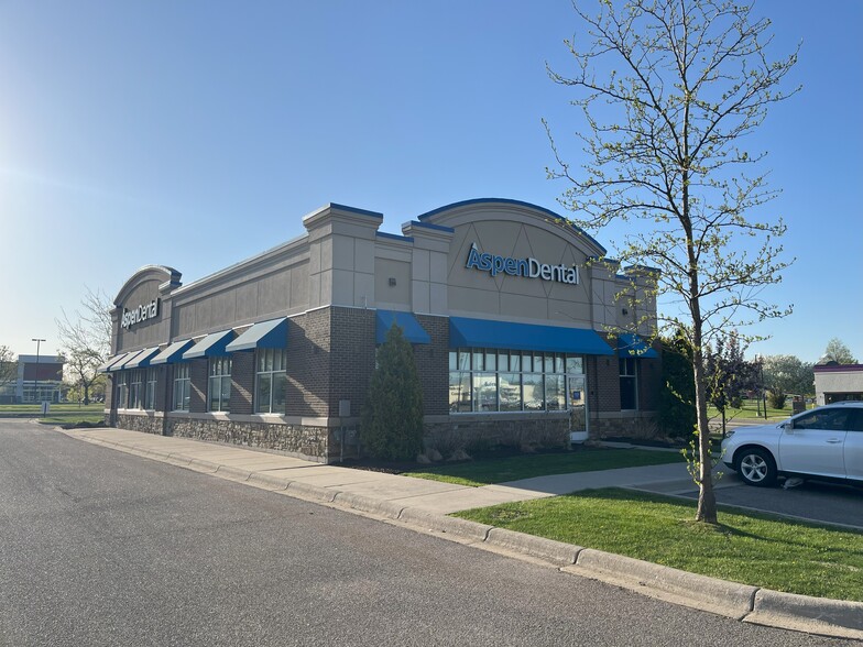 964 Highway 15 S, Hutchinson, MN for sale - Building Photo - Image 2 of 4