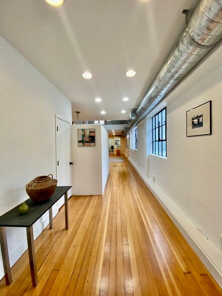 263 Hatch Ln, Burlingame, CA for lease - Building Photo - Image 2 of 9