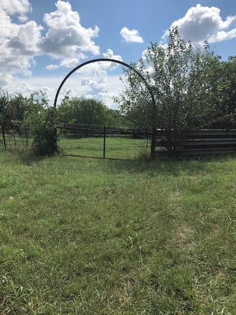 103 Sam Houston St, Mineral Wells, TX for sale Primary Photo- Image 1 of 1