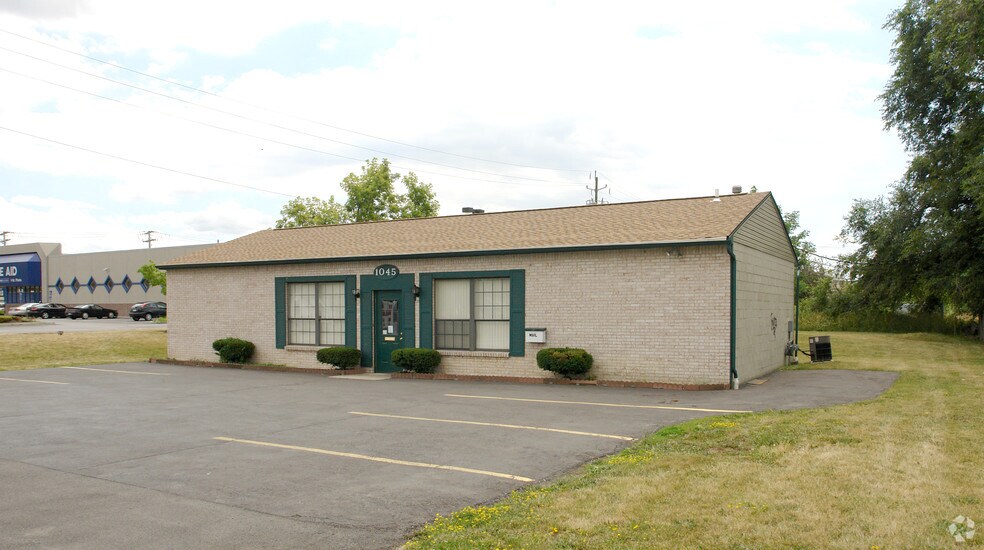 1045 George Urban Blvd, Buffalo, NY for sale - Primary Photo - Image 1 of 1