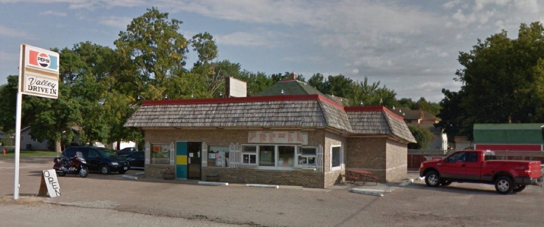 420 11th St, Correctionville, IA 51016