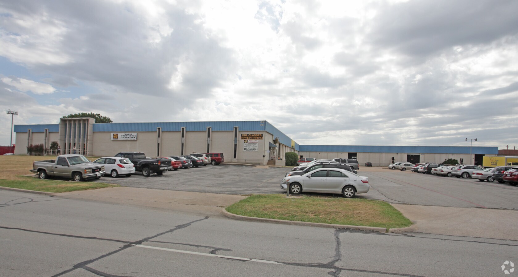 18011805 S Great Southwest Pky, Grand Prairie, TX 75051