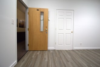 127-133 W Michigan Ave, Ypsilanti, MI for lease Interior Photo- Image 2 of 3