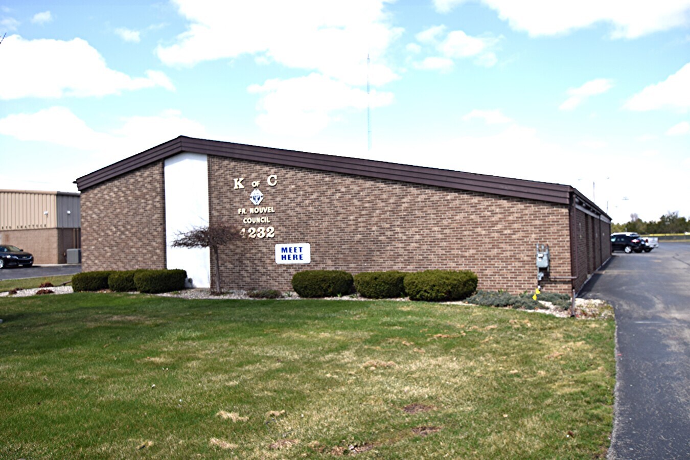 4860 Shattuck Rd, Saginaw, MI 48603