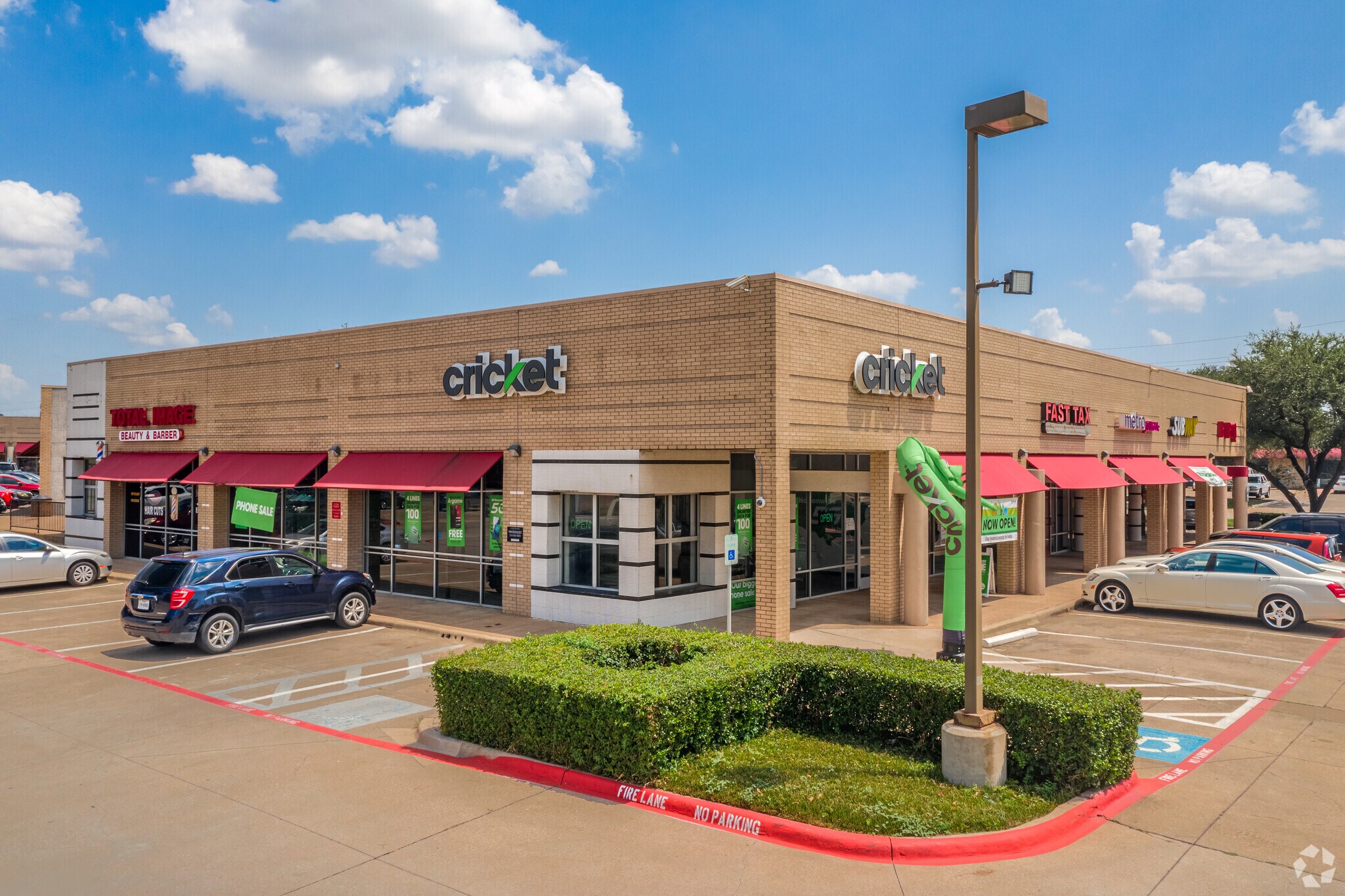 7320 S Cockrell Hill Rd, Dallas, TX for sale Primary Photo- Image 1 of 1