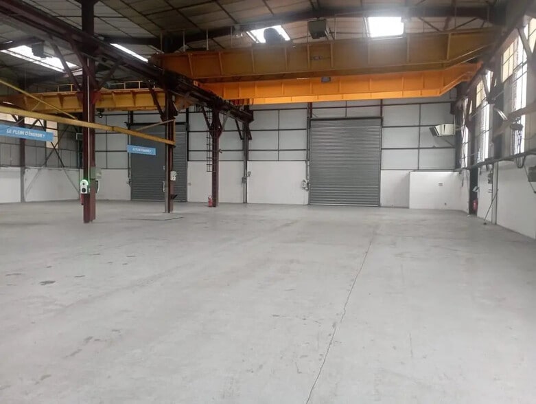Industrial in Échirolles for lease - Interior Photo - Image 2 of 6