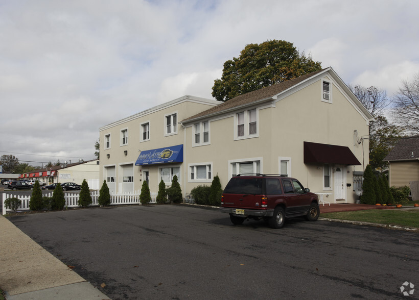 1100 Black Horse Pike, Glendora, NJ for lease - Primary Photo - Image 1 of 3