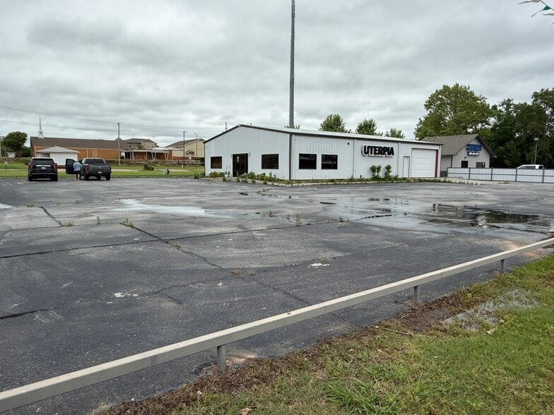 1665 W Legacy Dr, Duncan, OK for lease - Building Photo - Image 2 of 44