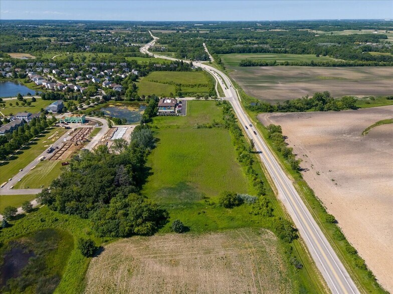 40 US Highway 45 Hwy, Lindenhurst, IL for sale - Primary Photo - Image 1 of 1