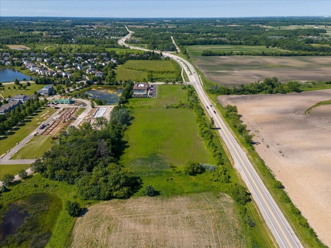 40 US Highway 45 Hwy, Lindenhurst, IL for sale Primary Photo- Image 1 of 1