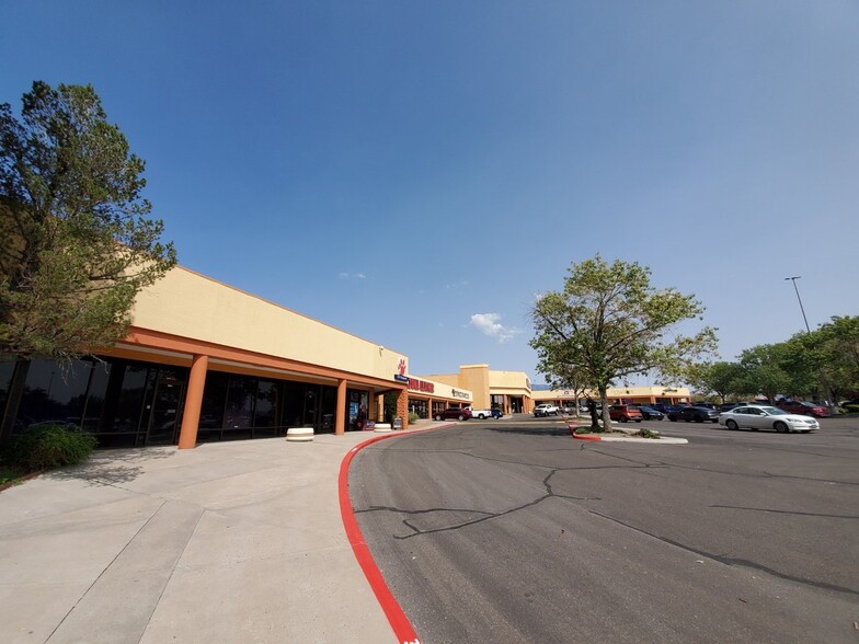 3301 Menaul Blvd NE, Albuquerque, NM for lease - Building Photo - Image 3 of 4