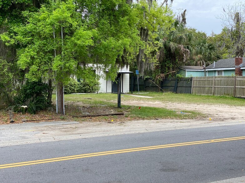 1113 Harrington St, Beaufort, SC 29902