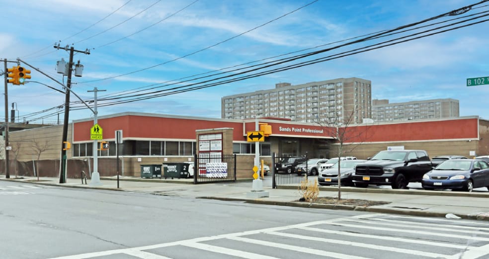 2-34 Beach 102nd Street, Rockaway Park, Rockaway Park, NY for lease - Building Photo - Image 1 of 2