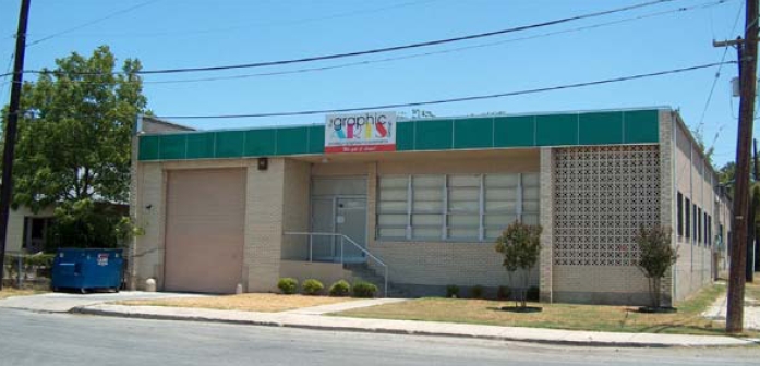 718 N Cherry St, San Antonio, TX for lease - Primary Photo - Image 1 of 6