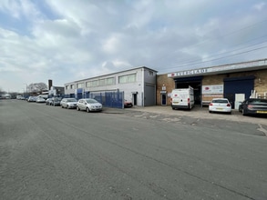 Harper Rd, Manchester for lease Building Photo- Image 1 of 2