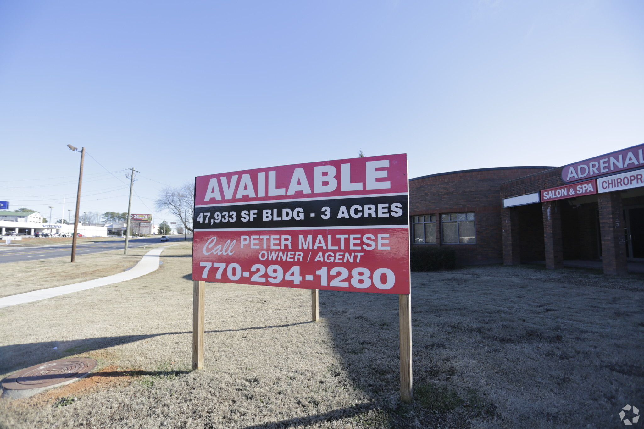 5251 Peachtree Industrial Blvd, Chamblee, GA for sale Primary Photo- Image 1 of 1